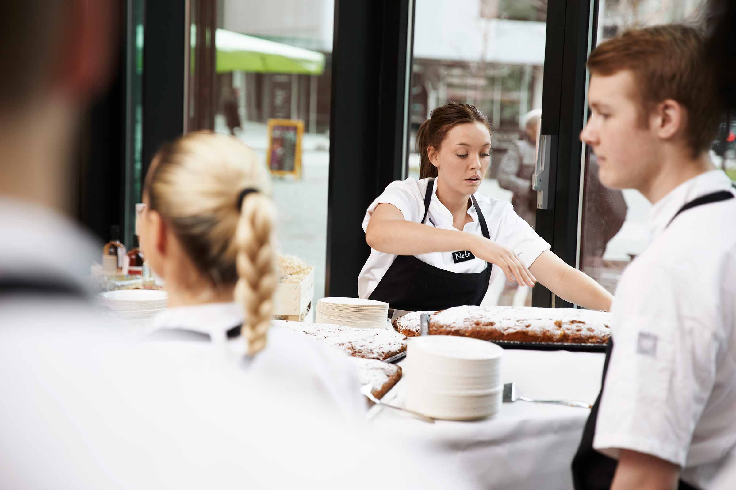 Experience Innovative and Healthy Food Compass Group